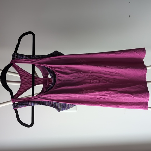 fuchsia Lululemon tank with built in bra - Picture 1 of 3